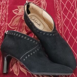 Life Stride Women's Black Ankle Boots